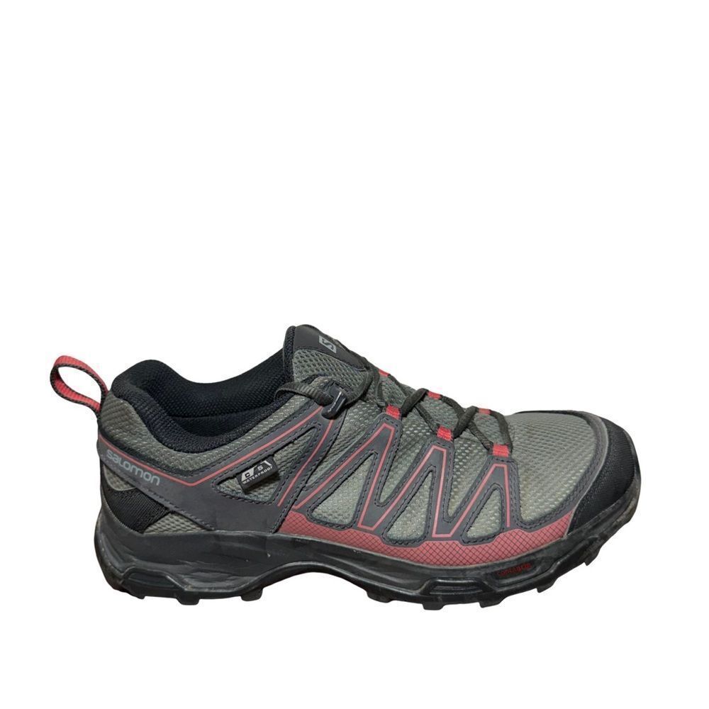 Salomon hiking Gray and Red Athletic Shoes size 8
